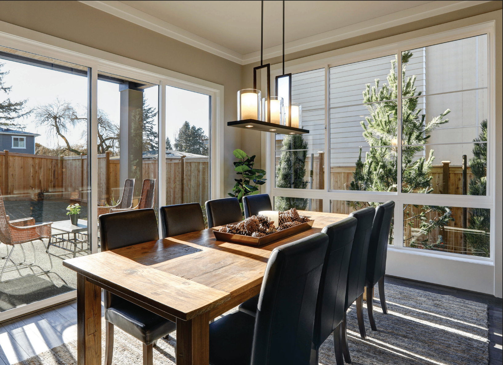 Decko Légende S — salle à manger avec porte patio installée